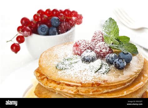 Flying pancake hi-res stock photography and images - Alamy