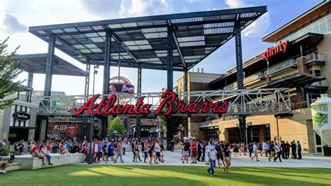 The Battery Atlanta Brings Restaurants, Shops & Entertainment to Braves ...