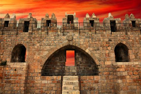 History of the Damascus Gate - Samson Tours