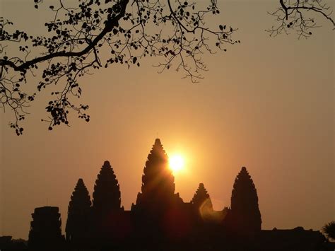 Sunrise and Sunset at Angkor Wat in Cambodia 2024 - Rove.me