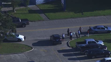 Child struck by vehicle near Atascocita Middle School | khou.com