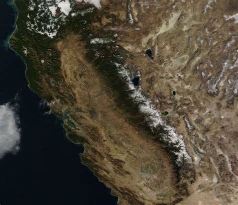 Here are Satellite Photos of California in 2014 and 2017 | PetaPixel