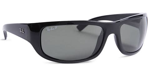 Ray-Ban Polarized Wraparound Sunglasses in Black for Men | Lyst UK