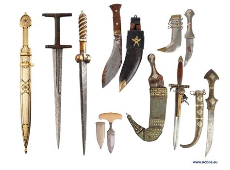 What is a dagger? Definition, History, and Characteristics.