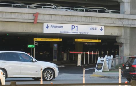 LAX Elevates Its Smart Parking Experiences with Terminal 1 Valet Services