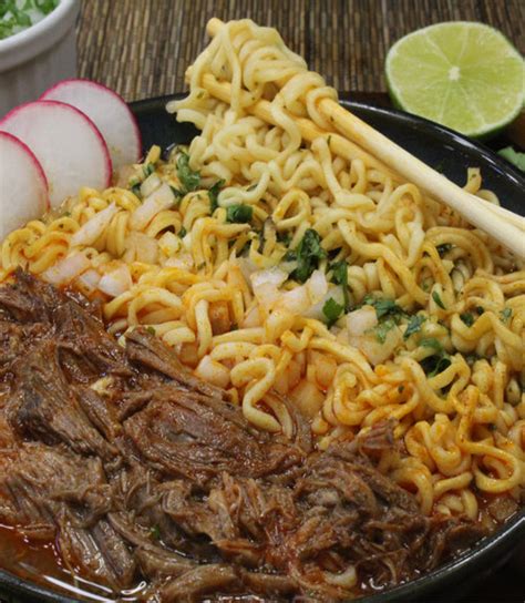 BIRRIA RAMEN – Del Real Foods