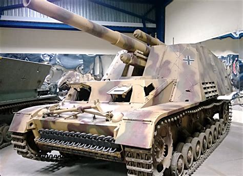 Surviving German Hummel self propelled artillery gun - Restored WW2 German Tank Photos