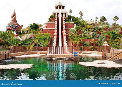 The Tower of Power Water Attraction in Siam Editorial Photography ...