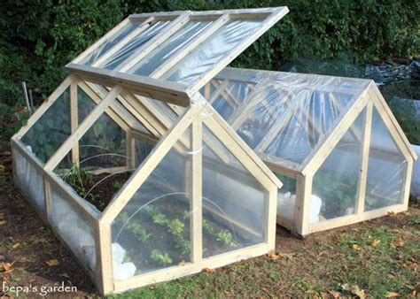 42 Best DIY Greenhouses ( Great Tutorials & Plans! ) - A Piece of Rainbow | Diy greenhouse ...