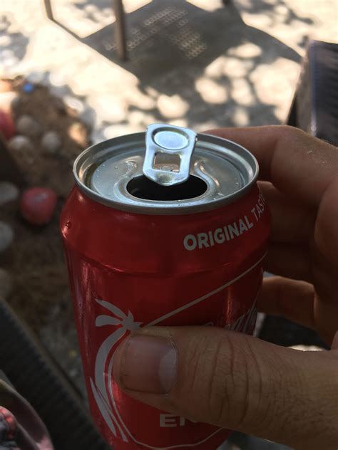 My coke can doesnt have a hole in the pull ring : r/mildlyinteresting