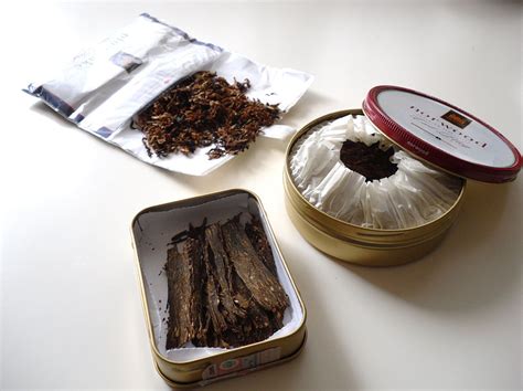 Guide to Smokeless Tobacco | Snuff, Snus, Chewing | Havana House