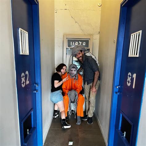 The Israeli Escape Room That Lets You Become a Palestinian Jailbreaker - Israel News - Haaretz.com