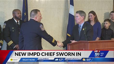 Familiar face is sworn in at IMPD's new police chief