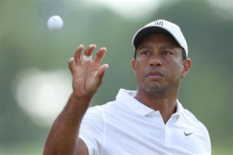 How Tiger Woods tests golf balls—and the big mistake amateurs make finding the right ball | Golf ...