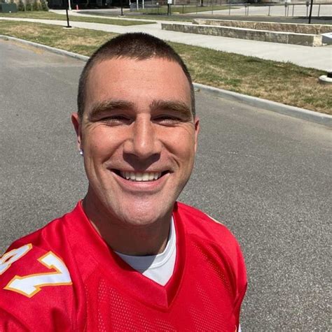 Why did Travis Kelce shave his beard? | The US Sun