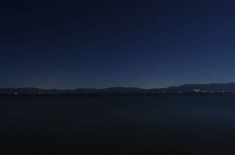 File:Lake Tahoe at night 2.jpg - Wikimedia Commons