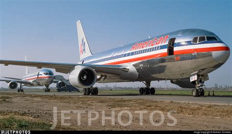 N320AA | Boeing 767-223(ER) | American Airlines | Graham Dinsdale ...