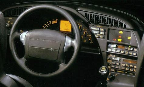 1990 Corvette C4: New Interior and Air Bags Introduced