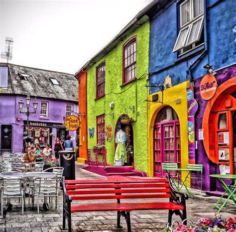 Step back in time on a walking tour of Kinsale's colourful streets ...