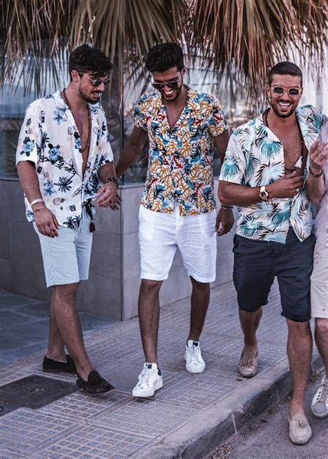 hawaiian shirt | Hawaiian outfit men, Mens summer outfits, Summer ...