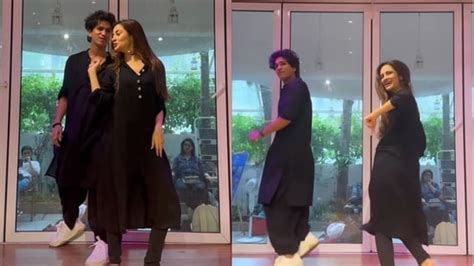 Duo’s dance to Laung Da Lashkara will leave you grooving too | Trending ...