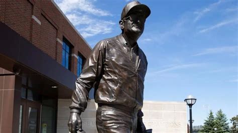 Bo Schembechler Quotes, Record, Statue, Buried, Net Worth - ABTC