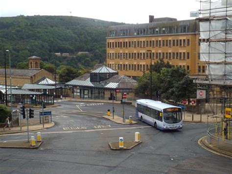 Halifax Bus Station © Malc McDonald cc-by-sa/2.0 :: Geograph Britain and Ireland