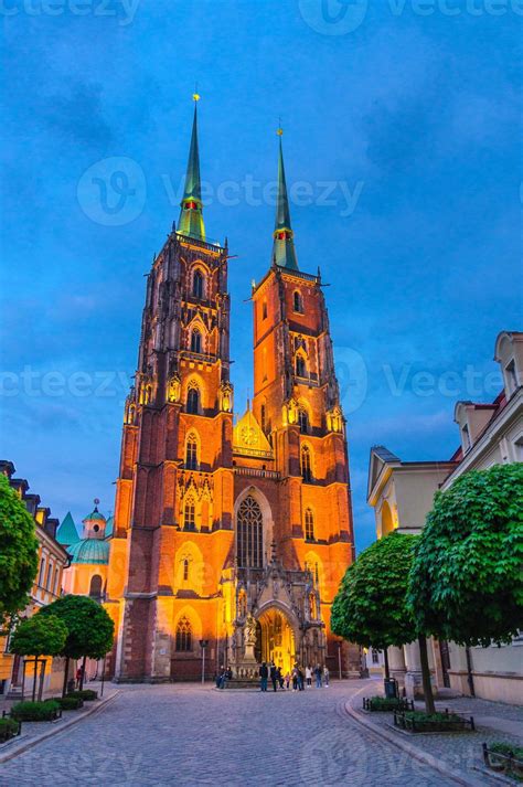 Cathedral of St. John the Baptist catholic church building 6148841 Stock Photo at Vecteezy