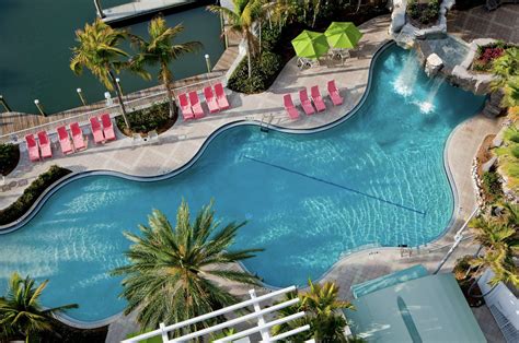 20 Tampa Bay hotels and resorts offering beach and poolside day passes for locals | Tampa ...