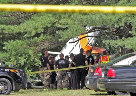 2 killed in plane crash mourned in N.H. – Boston Herald