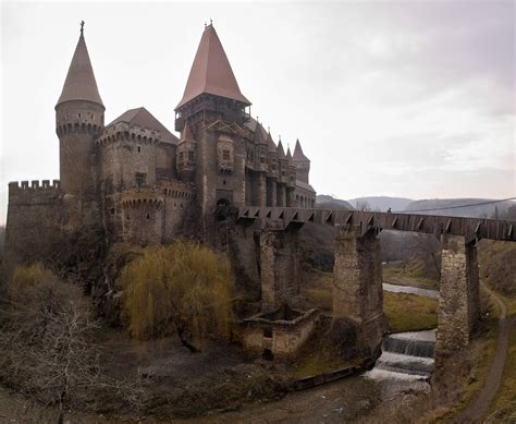 Corvin Castle: gbainbridge: Galleries: Digital Photography Review