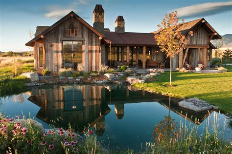 MODERN FAMILY FARMHOUSE - Locati Architects & Interiors | Bozeman, Big ...