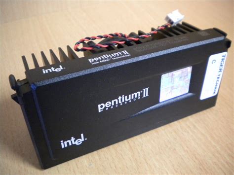 Intel Pentium II 333 MHz SL2S5 CPU 80523PX333512 S