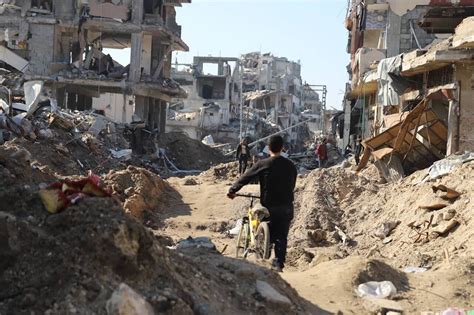 In pictures: Life in Gaza City amid the rubble | Middle East Eye