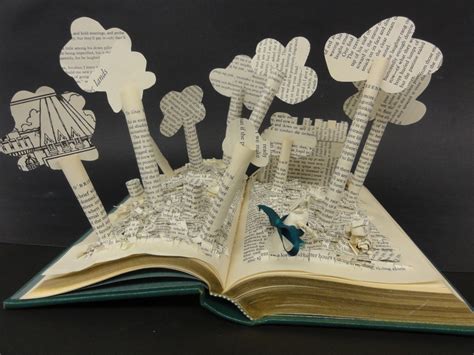 Bayside High students create book sculptures – The Core