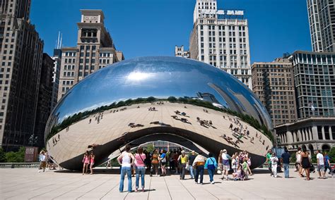 Seven Arrested for Defacing Anish Kapoor’s Iconic ‘Cloud Gate’ in Chicago | Frieze