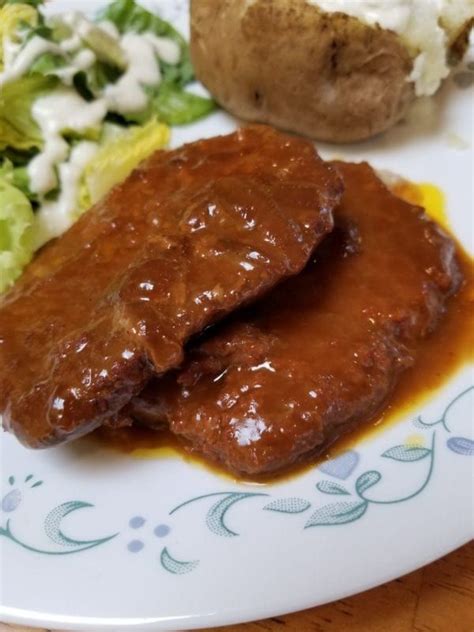 Easy Crockpot Cubed Steak - Lou Lou Girls | Crockpot cube steak, Cube ...