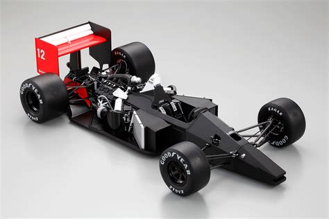 Costruisci la McLaren MP4/4 di Senna | DeAgostini ModelSpace