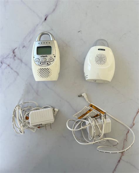 VTech white baby monitor – Nearly New Kids