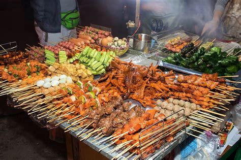 10 Best Local Dishes from Da Nang - Famous Food Locals Love to Eat in ...