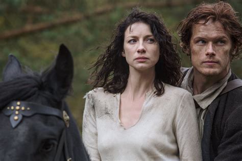 'Outlander' Premieres August 24th on Showcase Canada Plus New Official Photo | Outlander TV News