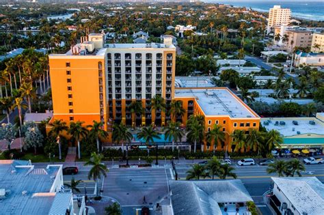 Book Residence Inn by Marriott Delray Beach in Delray Beach | Hotels.com