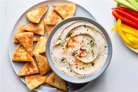 Hummus: This easy recipe 15 minutes to make!