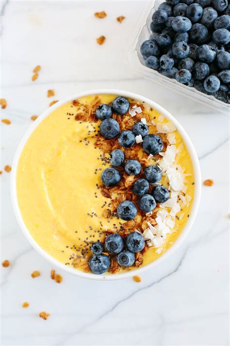 mango-smoothie-bowl-2 - Eat Yourself Skinny