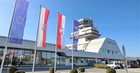 Contact for passengers | Linz Airport