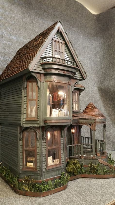 Greggs Miniature Imaginations: Haunted Mansion made out of Cardboard