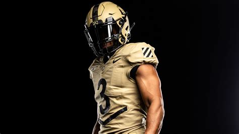 Army Football Honors “Dogface Soldiers” With Special Uniforms for Rivalry Game With Navy