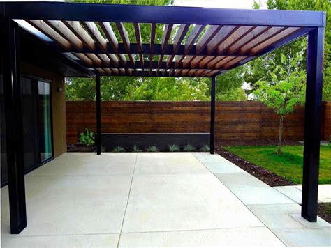 Mid Century Modern Concrete Patio | Modern pergola, Aluminum pergola ...