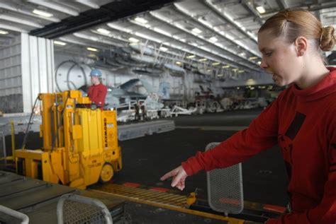 DVIDS - Images - USS Ronald Reagan Weapons Department Prepares for Next ...