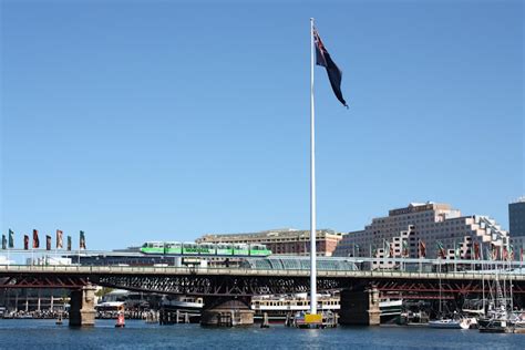 Sydney - City and Suburbs: Pyrmont Bridge